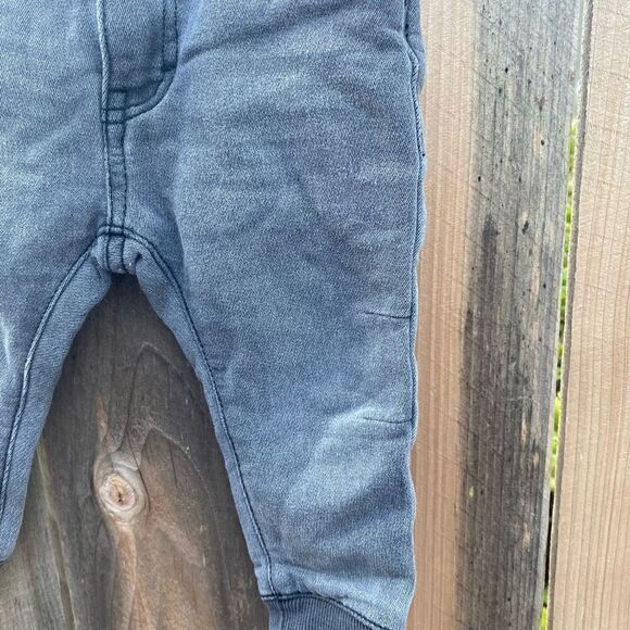 Levi’s Baby grey Denim Jogger Pants size 18 months - Picture 6 of 7